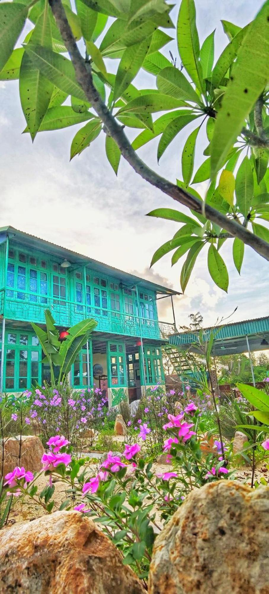Mina Cafe & Stay กว้านหล่าน ภายนอก รูปภาพ